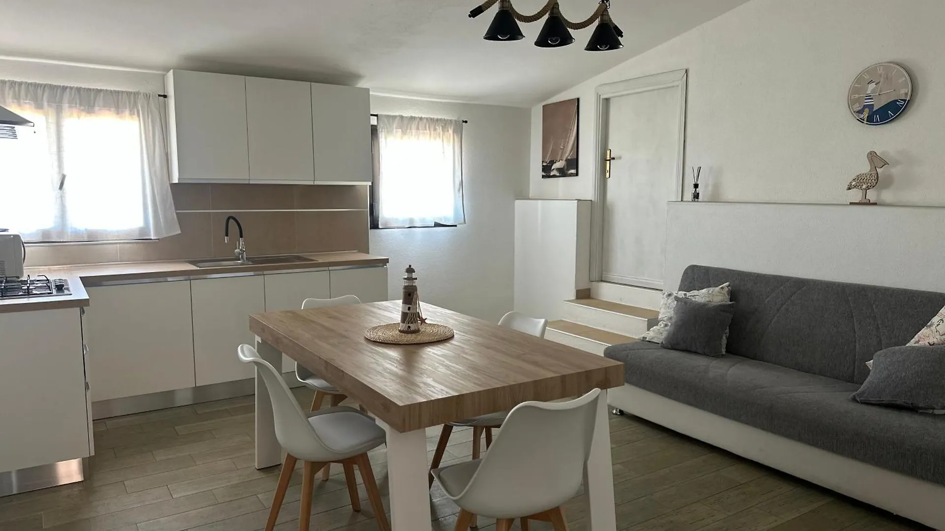 Trilocale Vista Mare Apartment La Caletta 0*,